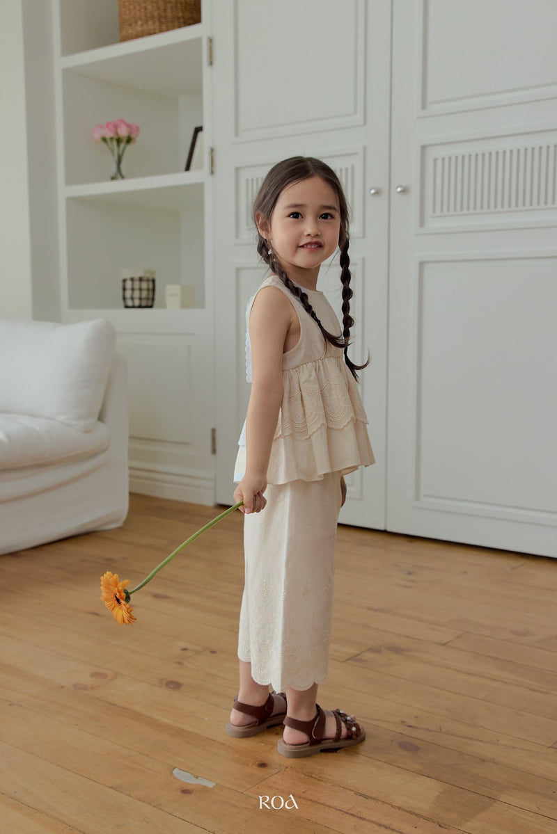 Roa - Korean Children Fashion - #todddlerfashion - Blanc Embroidered Pants - 11