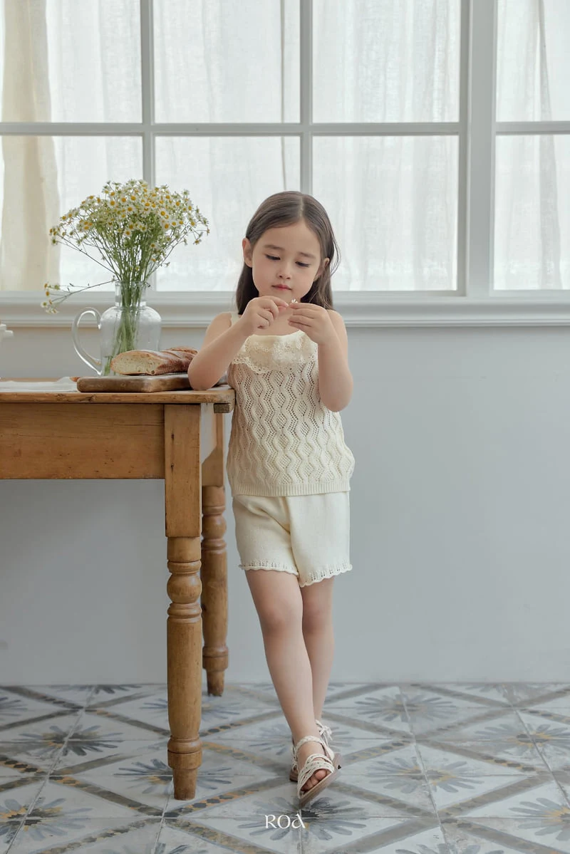 Roa - Korean Children Fashion - #todddlerfashion - Pony Knit Shorts Set