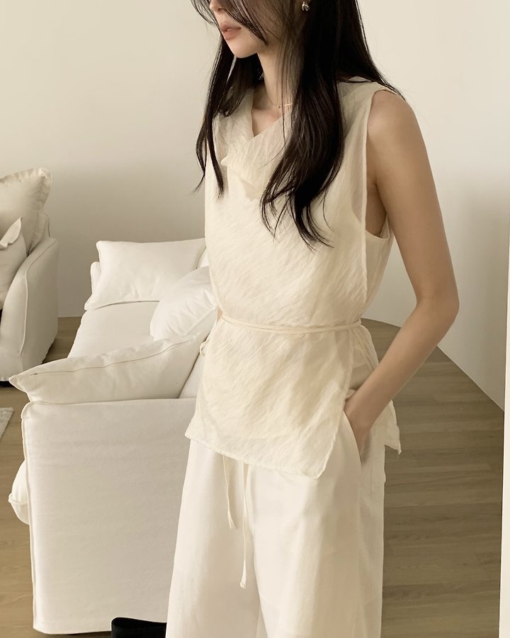 Something Else - Korean Women Fashion - #momslook - Howell Double Layer Sleeveless Blouse - 12