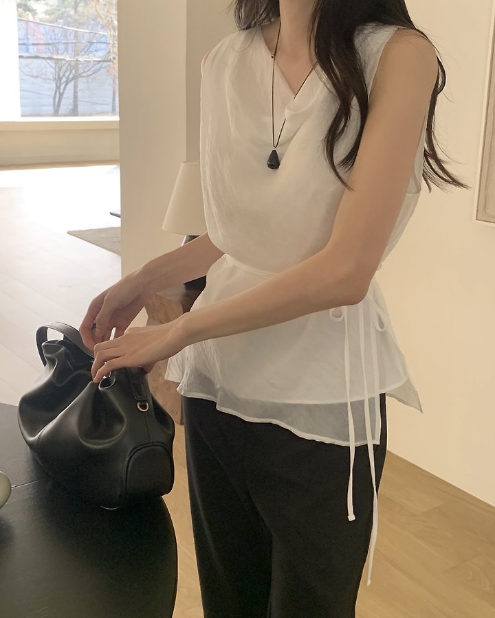 Something Else - Korean Women Fashion - #momslook - Howell Double Layer Sleeveless Blouse - 4
