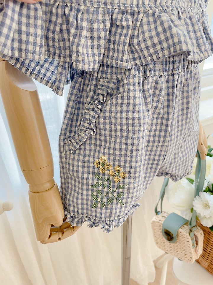 Studio M - Korean Children Fashion - #kidsstore - Check Embroidery Frill Shorts - 6