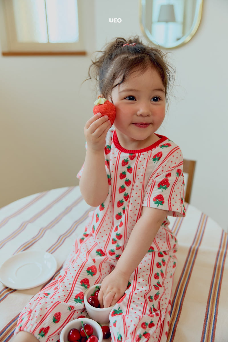 U Eo - Korean Children Fashion - #prettylittlegirls - Strawberry Pleats Set - 9
