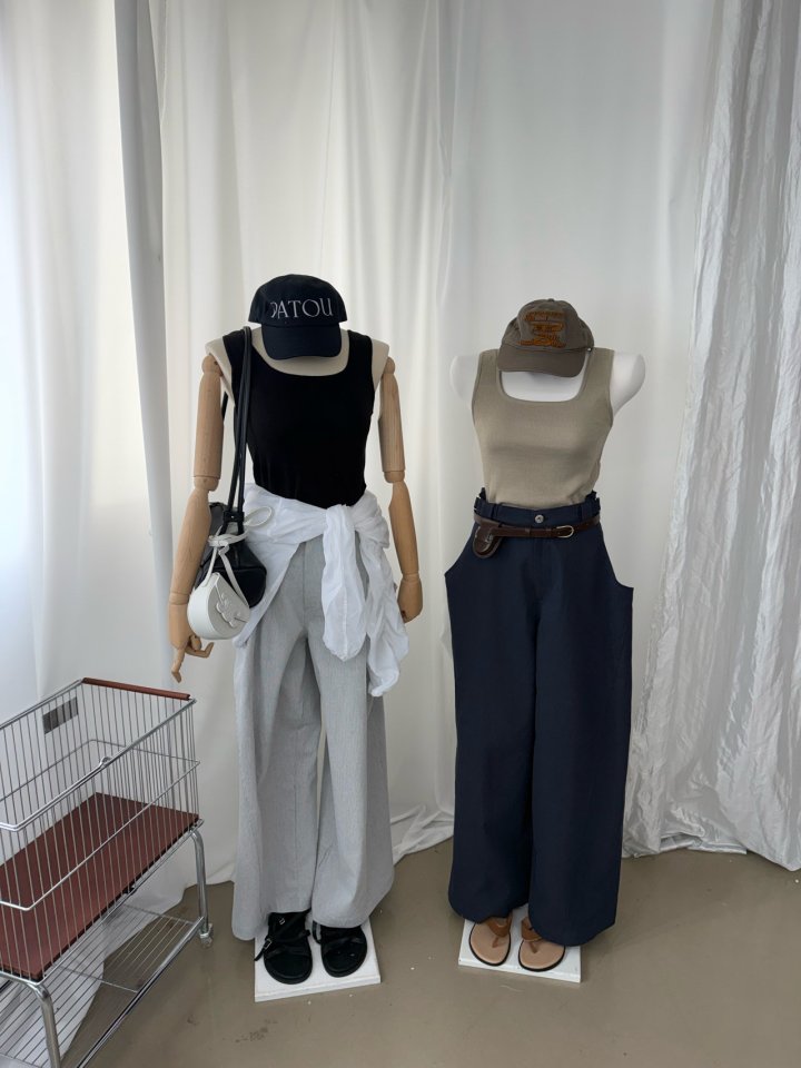 Uoov - Korean Women Fashion - #momslook - Square Sleeveless - 5