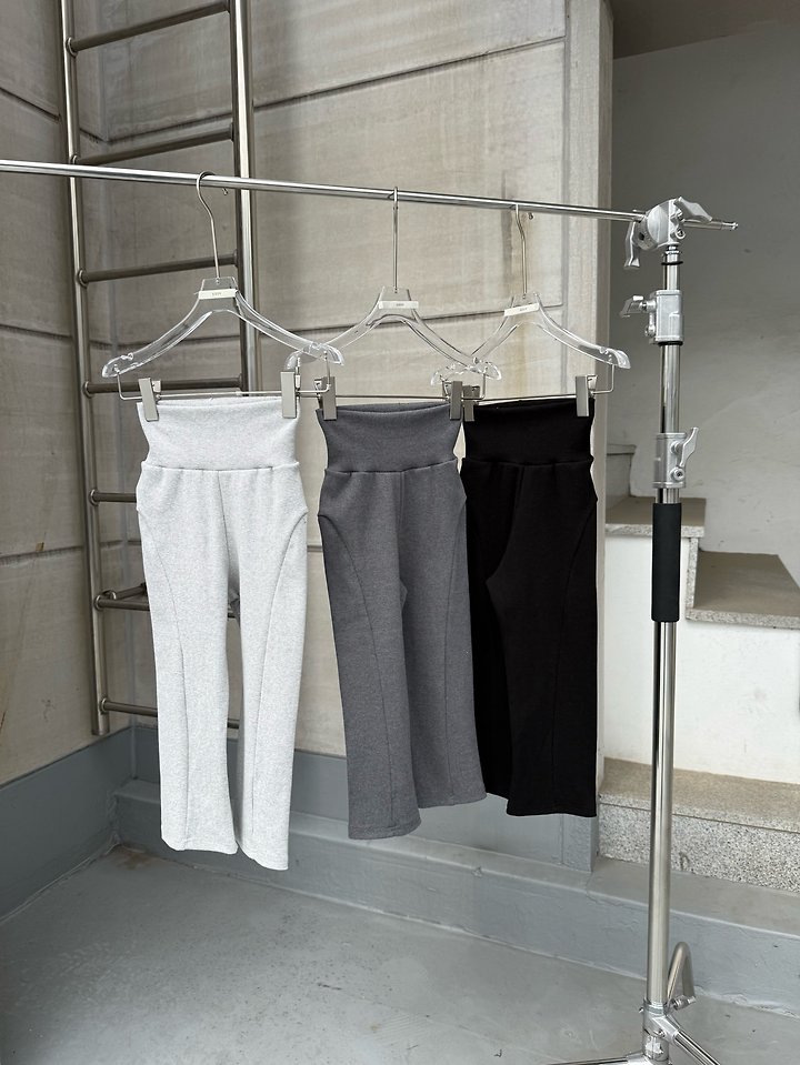 Uoov - Korean Women Fashion - #vintageinspired - Capri Pants