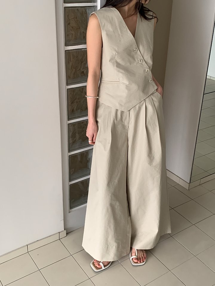 Vive L - Korean Women Fashion - #momslook - Alo Diagonal Vest - 6
