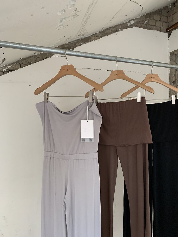 Vive L - Korean Women Fashion - #vintageinspired - Wing Leggings - 2