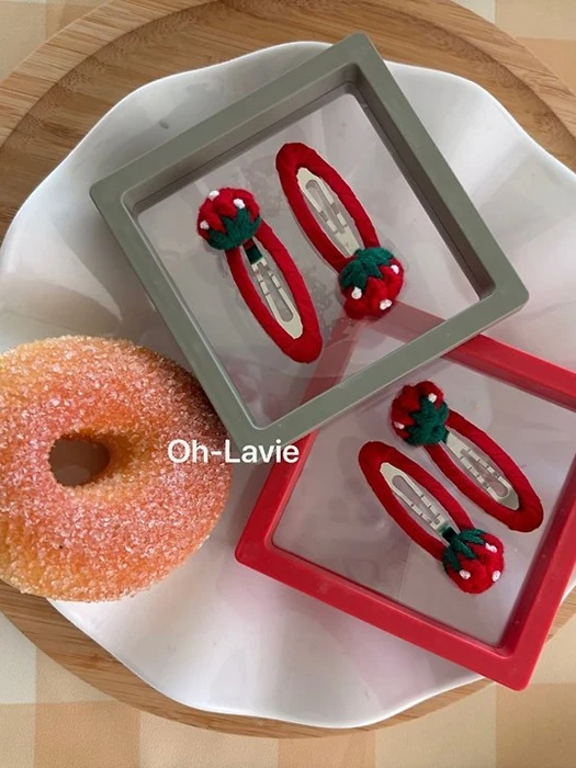 Strawberry Snap Hairpin