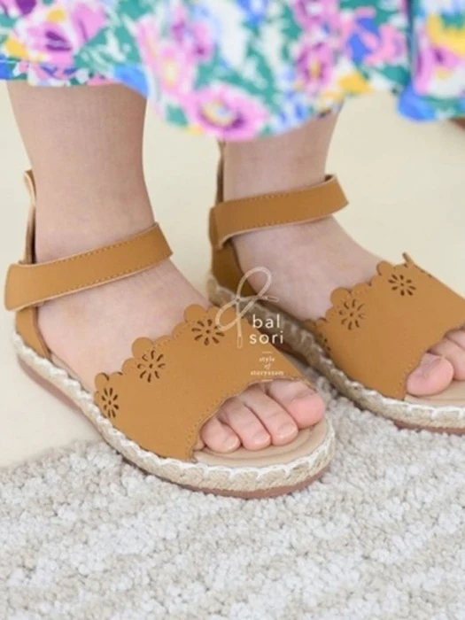 Mira Sandals
