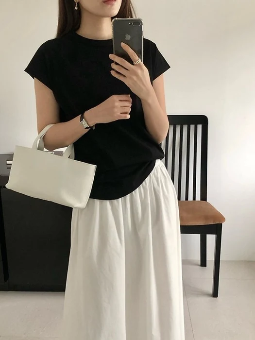 Silket Shoulder Top