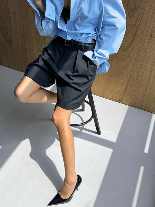 Essential Tailored Cuff Shorts