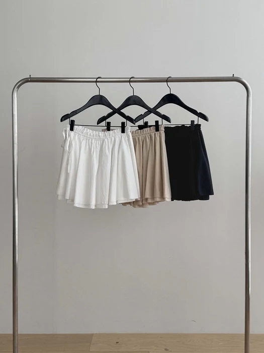 Montana Shirring Skirt