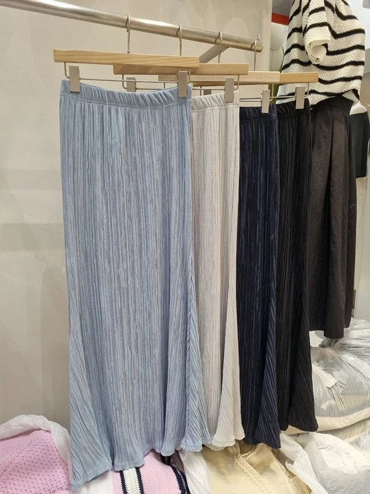 Pleated Flare Skirt