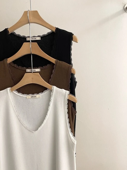 Rena Sleeveless Tee