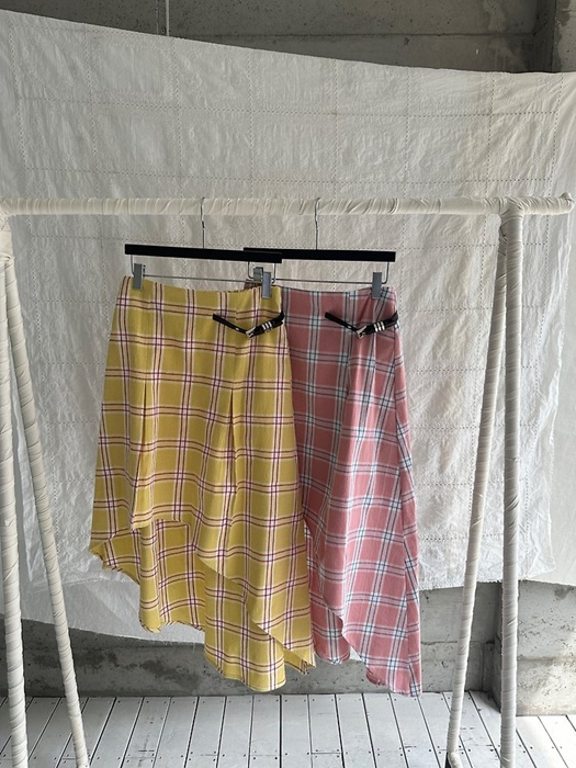 Daisy Check Skirt