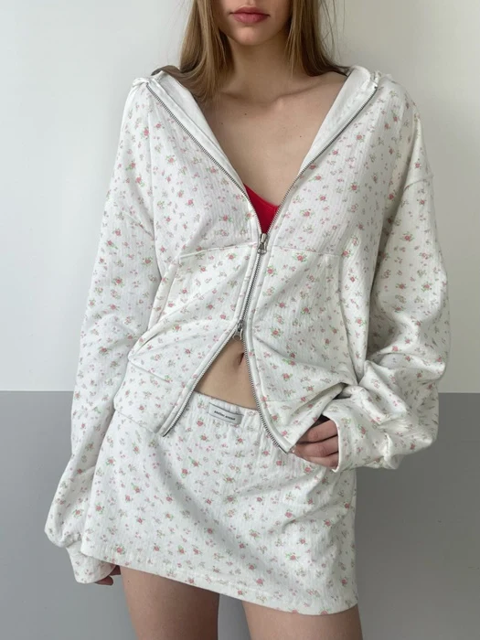 Cottage Hood Zip-Up