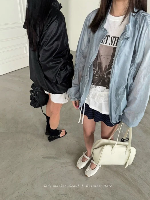 Curve Windbreaker Jacket