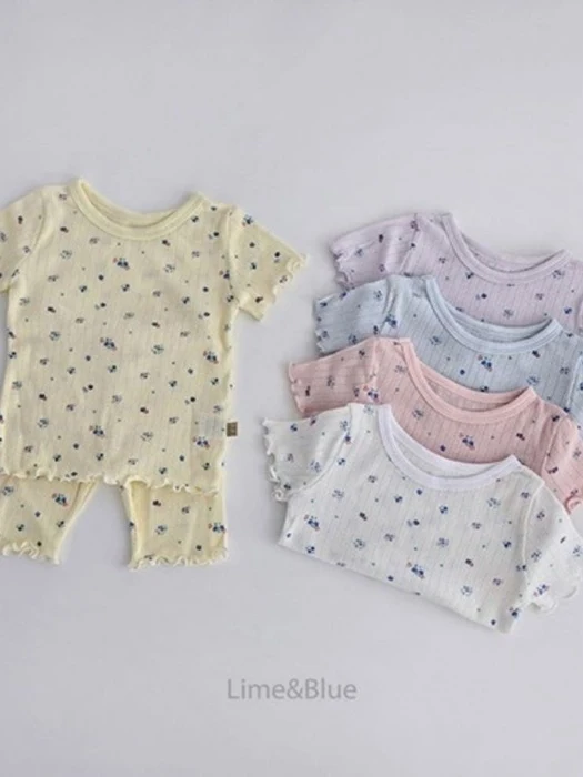 Flora Eyelet Set Flora Eyelet Set