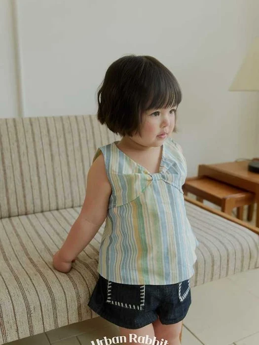 Lollipop Ribbon Sleeveless Blouse