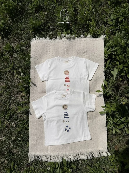 Vacance Tee