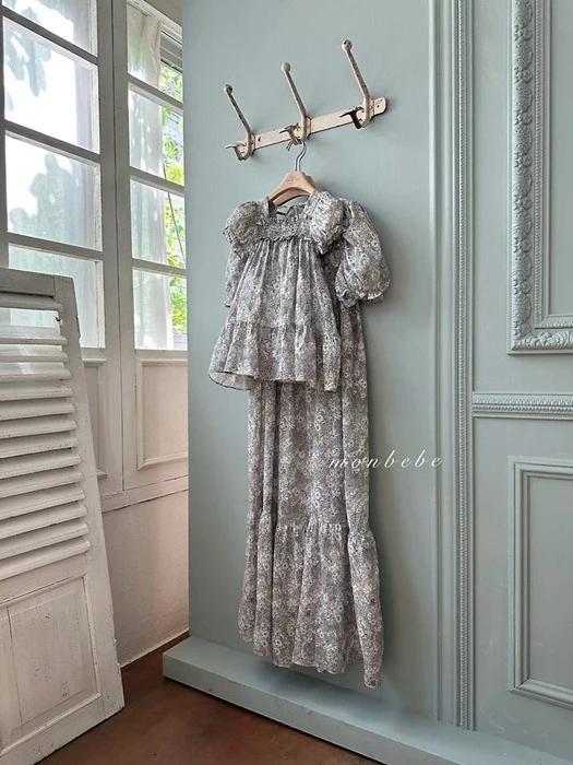 Hazy Flower One-piece (Adult) Hazy Flower One-piece (Adult)