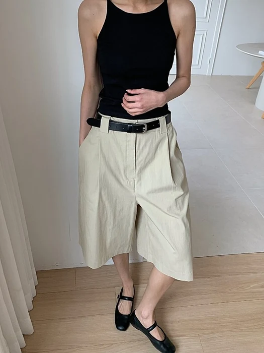 Wide Banding Bermuda Pants