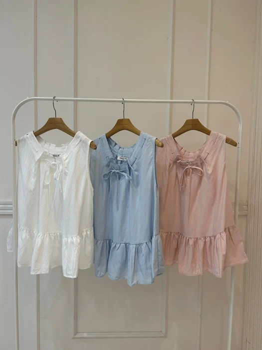 Pintuck Strap Sleeveless Blouse Pintuck Strap Sleeveless Blouse