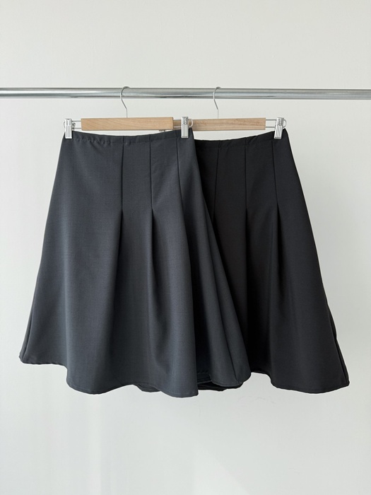 Fight Pleated Skirt