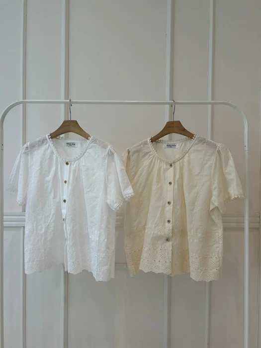 Punching Lace Blouse Punching Lace Blouse