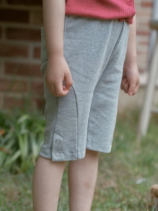 Ttoto Capri Pants