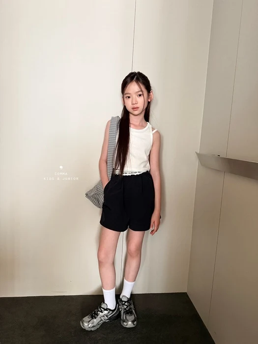 Cropped Double-Line Sleeveless Cropped Double-Line Sleeveless