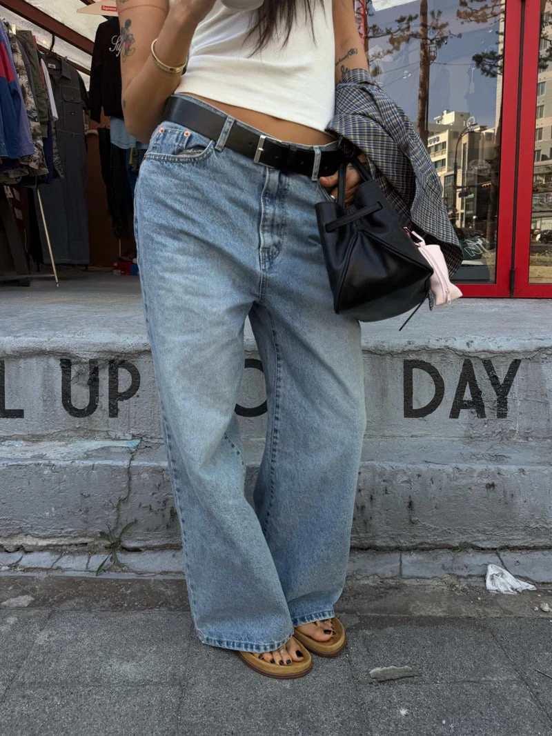 Abbeylee - Korean Women Fashion - #momslook - Loose Tapered Denim Pants - 10
