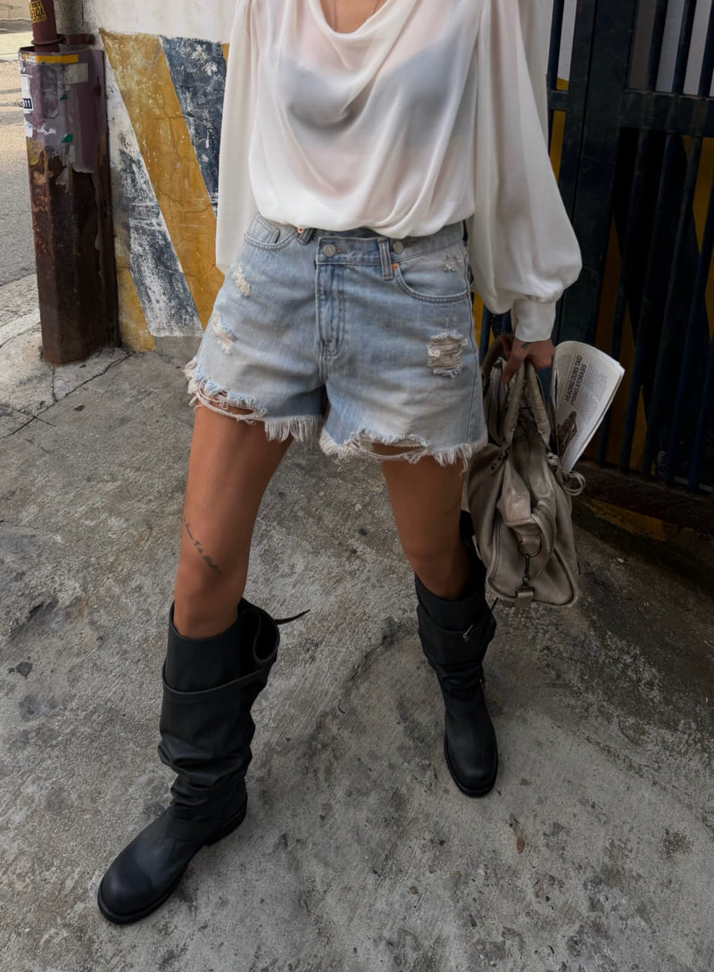 Abbeylee - Korean Women Fashion - #momslook - Offset Denim Shorts - 5