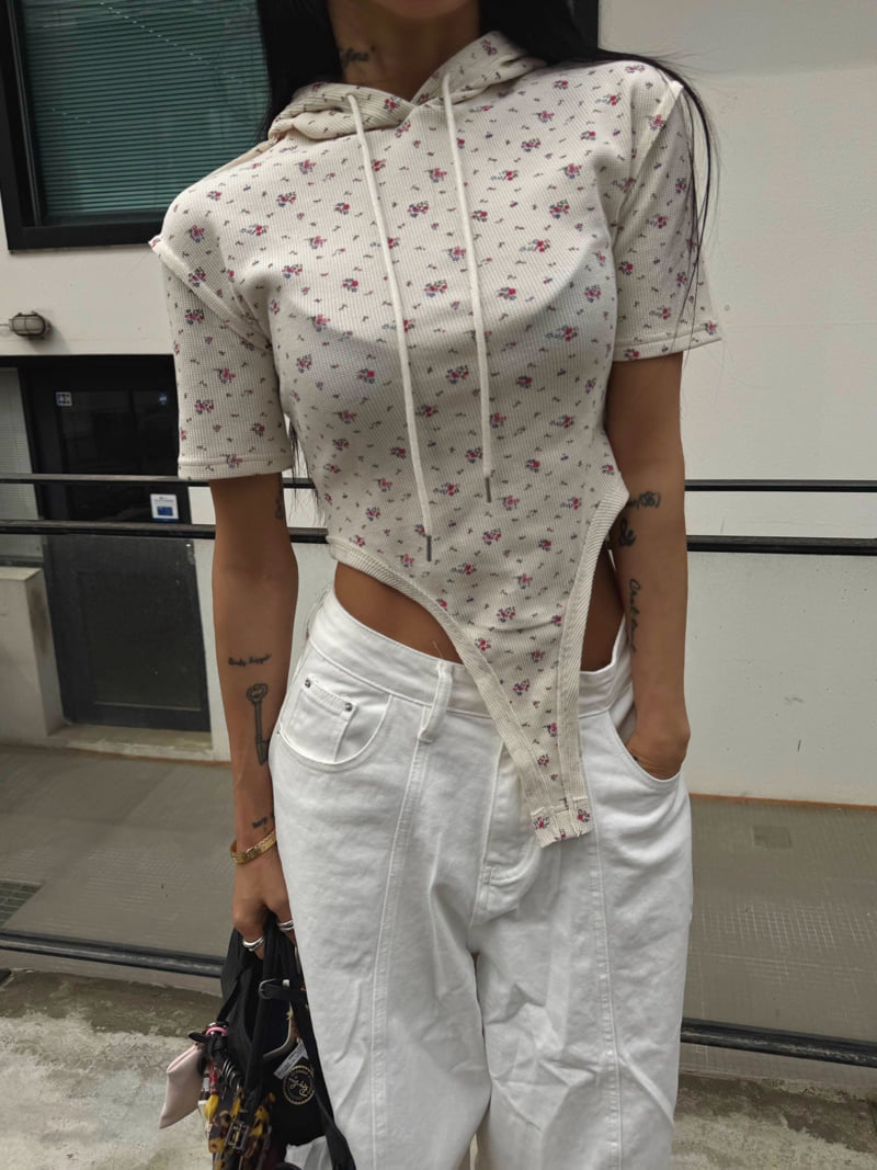 Abbeylee - Korean Women Fashion - #momslook - Flower Hoodie Bodysuit - 7