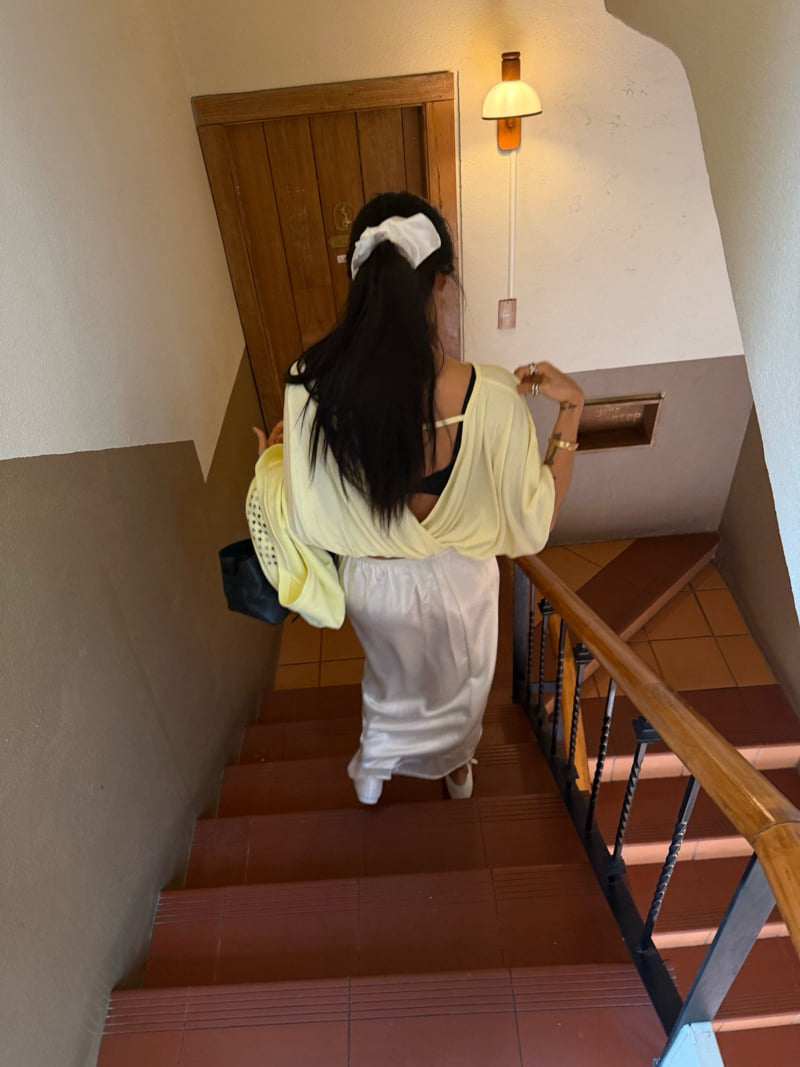 Abbeylee - Korean Women Fashion - #shopsmall - Back Slit Shirring Tee - 6