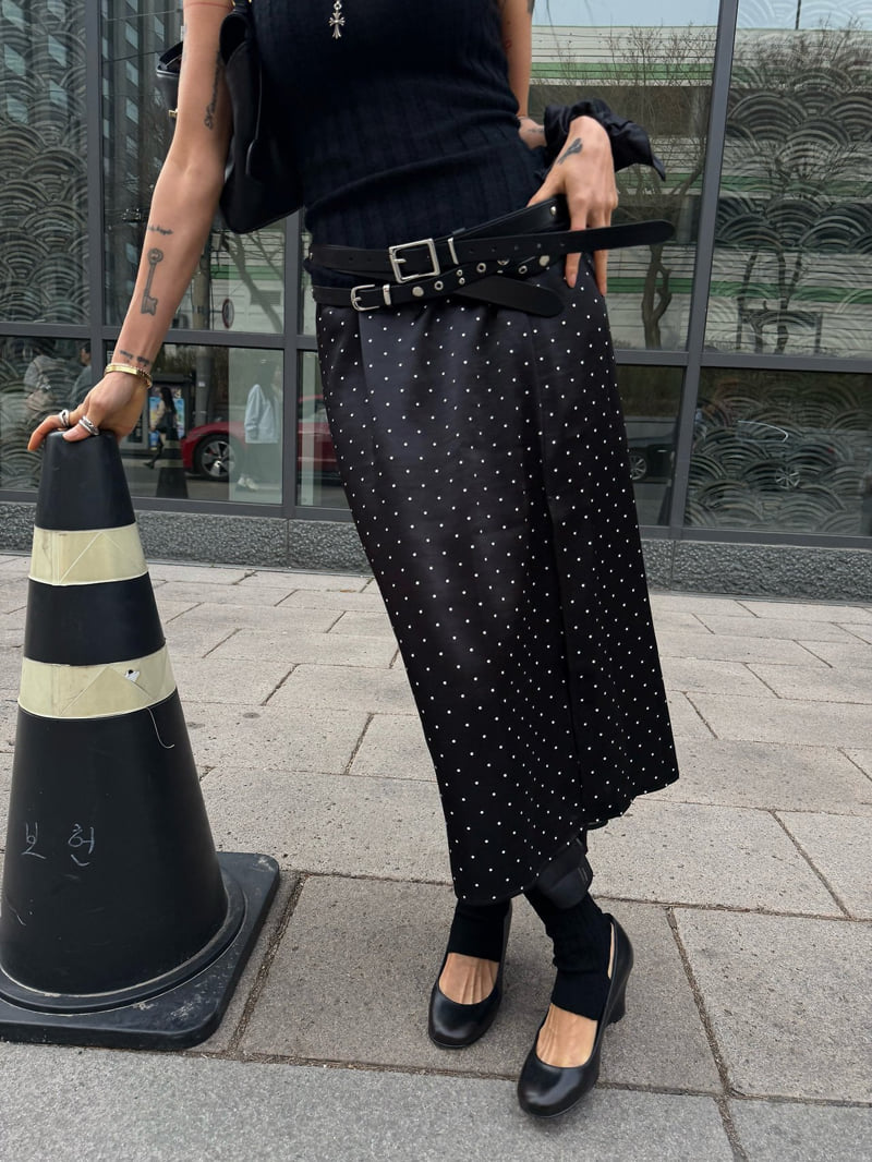 Abbeylee - Korean Women Fashion - #vintageinspired - Silky Flow Skirt - 2