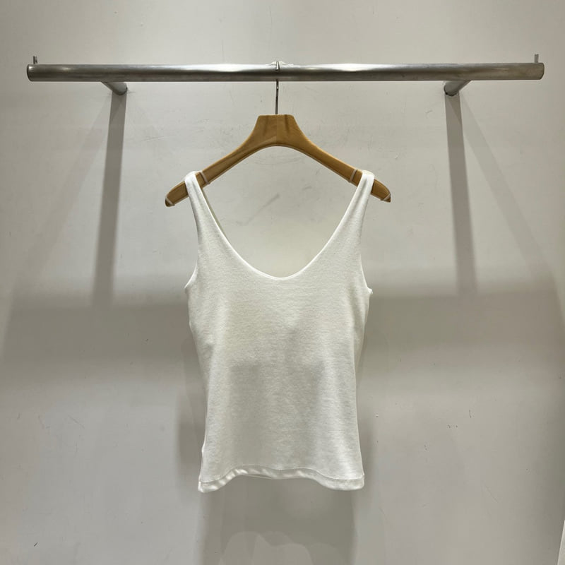 Abbeylee - Korean Women Fashion - #womensfashion - Comfort Padded Sleeveless Top - 12