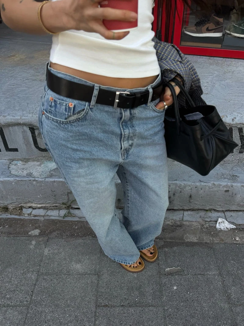 Abbeylee - Korean Women Fashion - #womensfashion - Loose Tapered Denim Pants