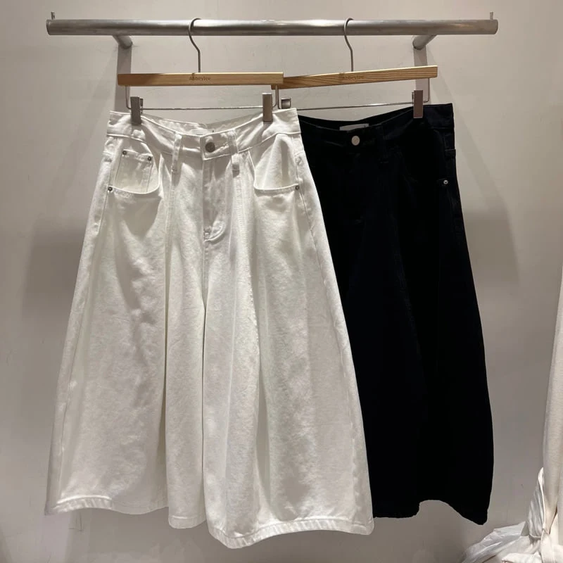 Abbeylee - Korean Women Fashion - #womensfashion - Bermuda Balloon Pants - 12