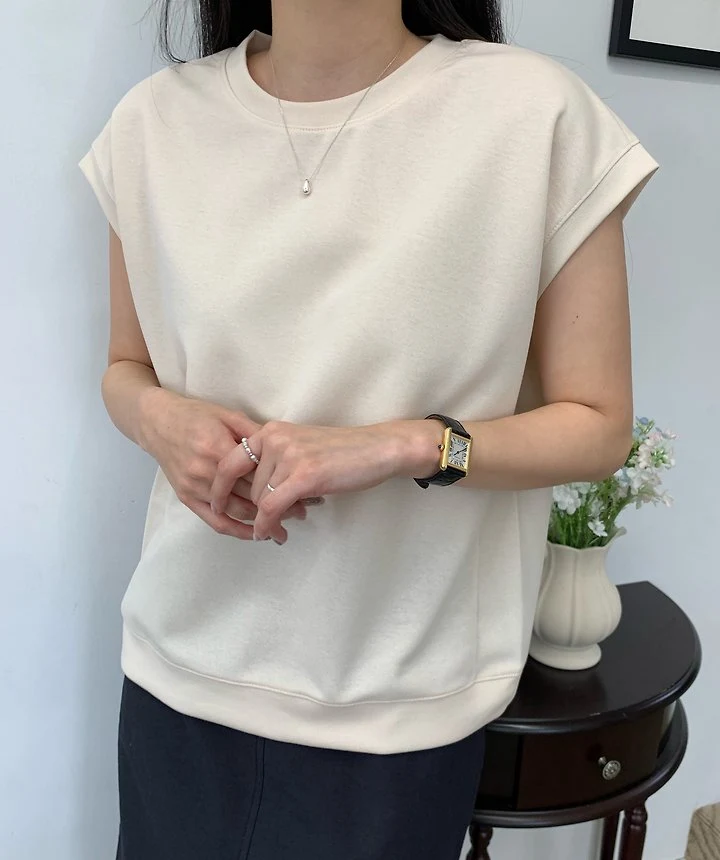 Allu - Korean Women Fashion - #momslook - And Cutline Tee