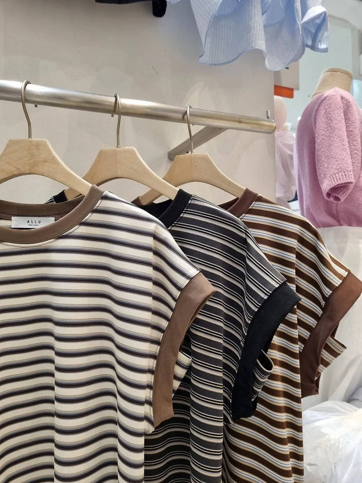 Allu - Korean Women Fashion - #restrostyle - Stripe Drop Sleeveless Top - 2