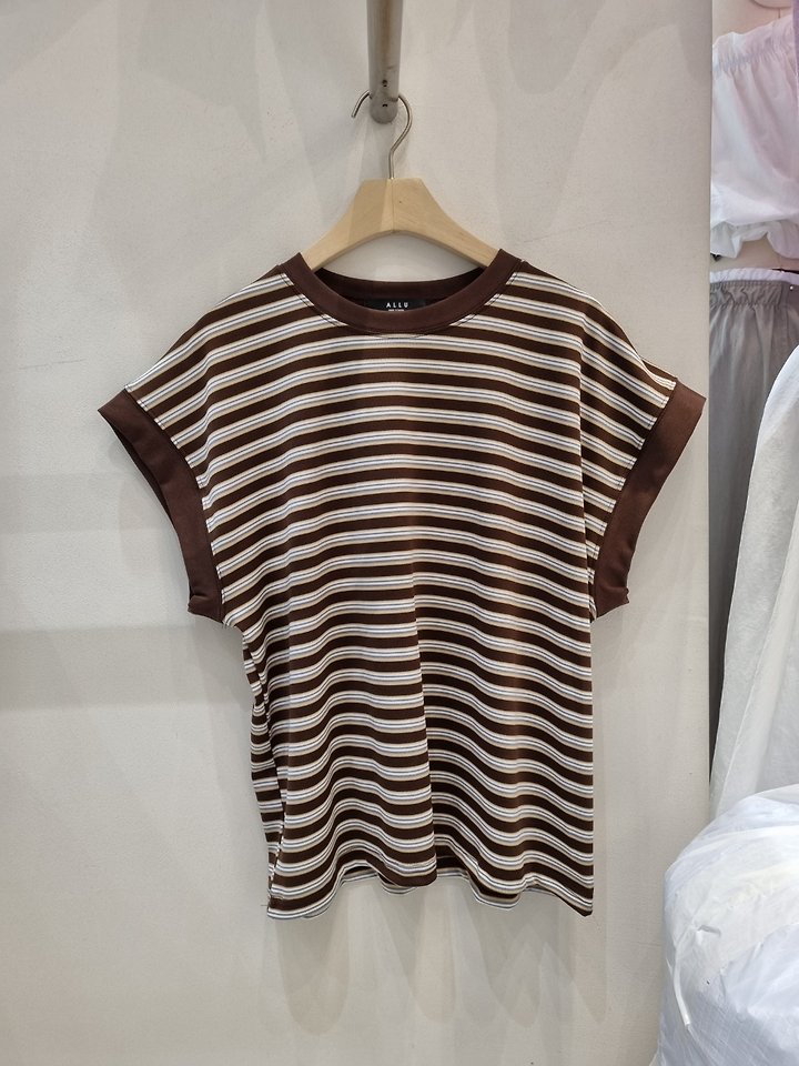 Allu - Korean Women Fashion - #romanticstyle - Stripe Drop Sleeveless Top - 3
