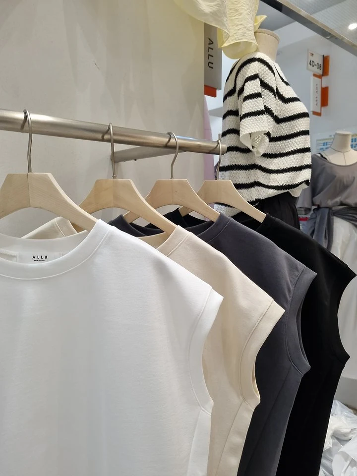 Allu - Korean Women Fashion - #womensfashion - And Cutline Tee - 8