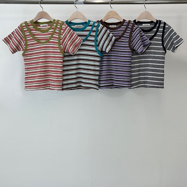 Another Avenue - Korean Women Fashion - #vintagekidsstyle - Retro Sleeveless Half Sleeve Tee