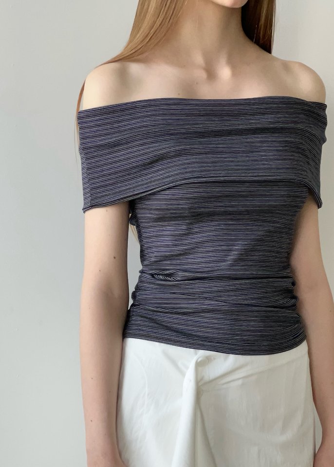 Another Avenue - Korean Women Fashion - #womensfashion - Cozy Off-Shoulder Tee - 12