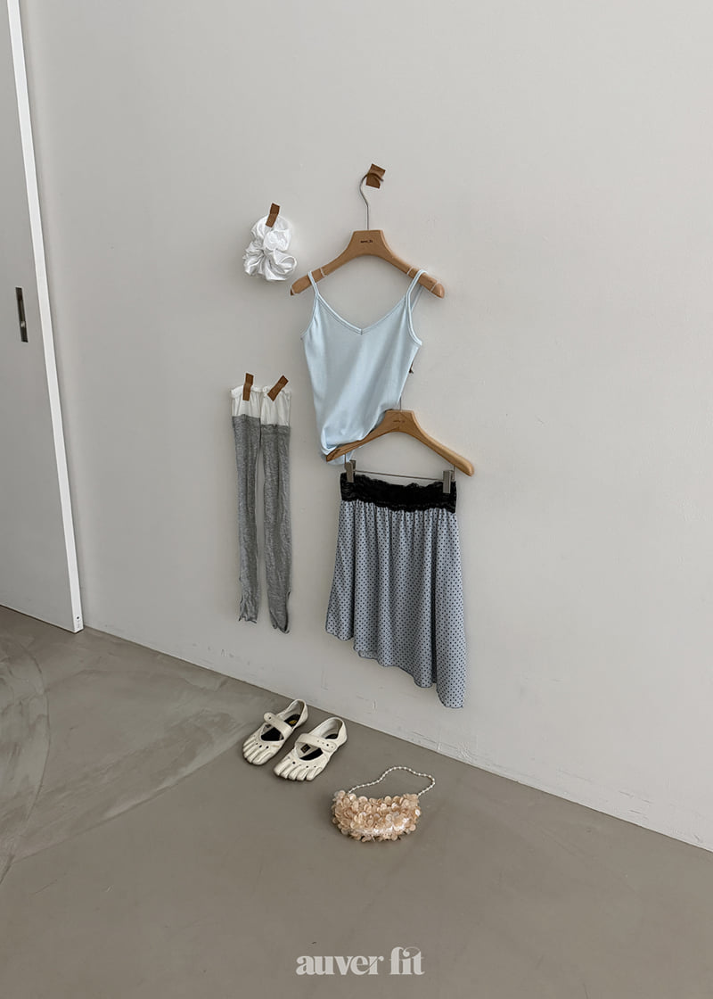 Auver_Fit - Korean Women Fashion - #momslook - Backless Low Sleeveless Top - 8