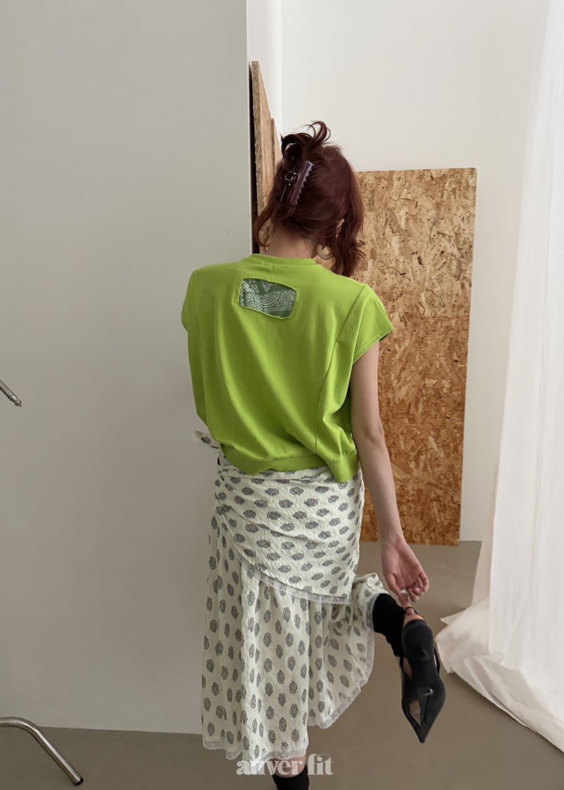 Auver_Fit - Korean Women Fashion - #pursuepretty - Patch Panel Sleeveless Top - 4