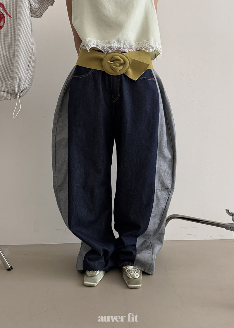 Auver_Fit - Korean Women Fashion - #womensfashion - Vintage Cut Denim Pants