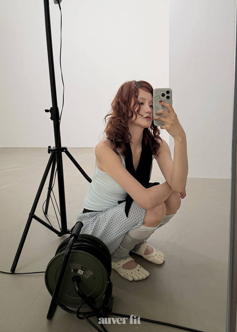 Auver_Fit - Korean Women Fashion - #womensfashion - Backless Low Sleeveless Top - 9