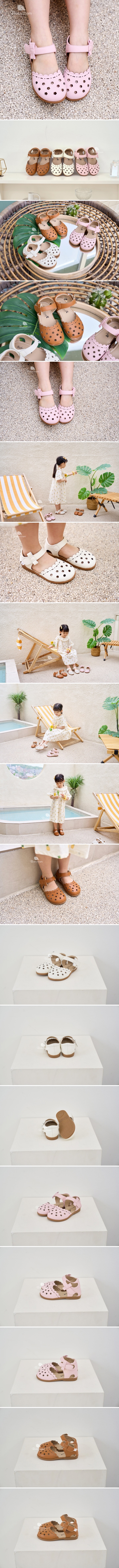 Babyzzam - Korean Children Fashion - #childrensboutique - Flower Rain Sandals