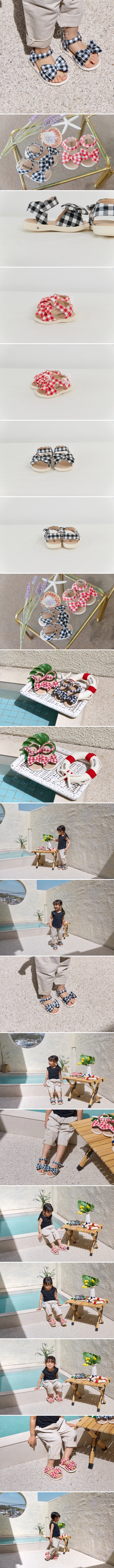 Babyzzam - Korean Children Fashion - #littlefashionista - Ppukka Squeaky Shoes